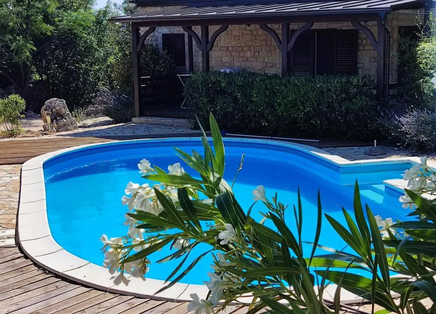 Sunny Pool Apartments Maslenica